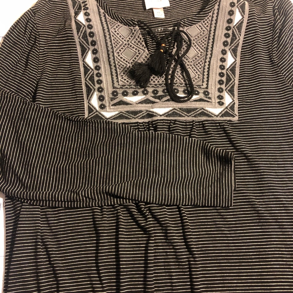 Long sleeve shirt XL.
